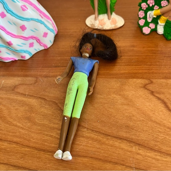 Barbies Set Of 7 1995 McDonald's Happy Meal Toys - Picture 3 of 10